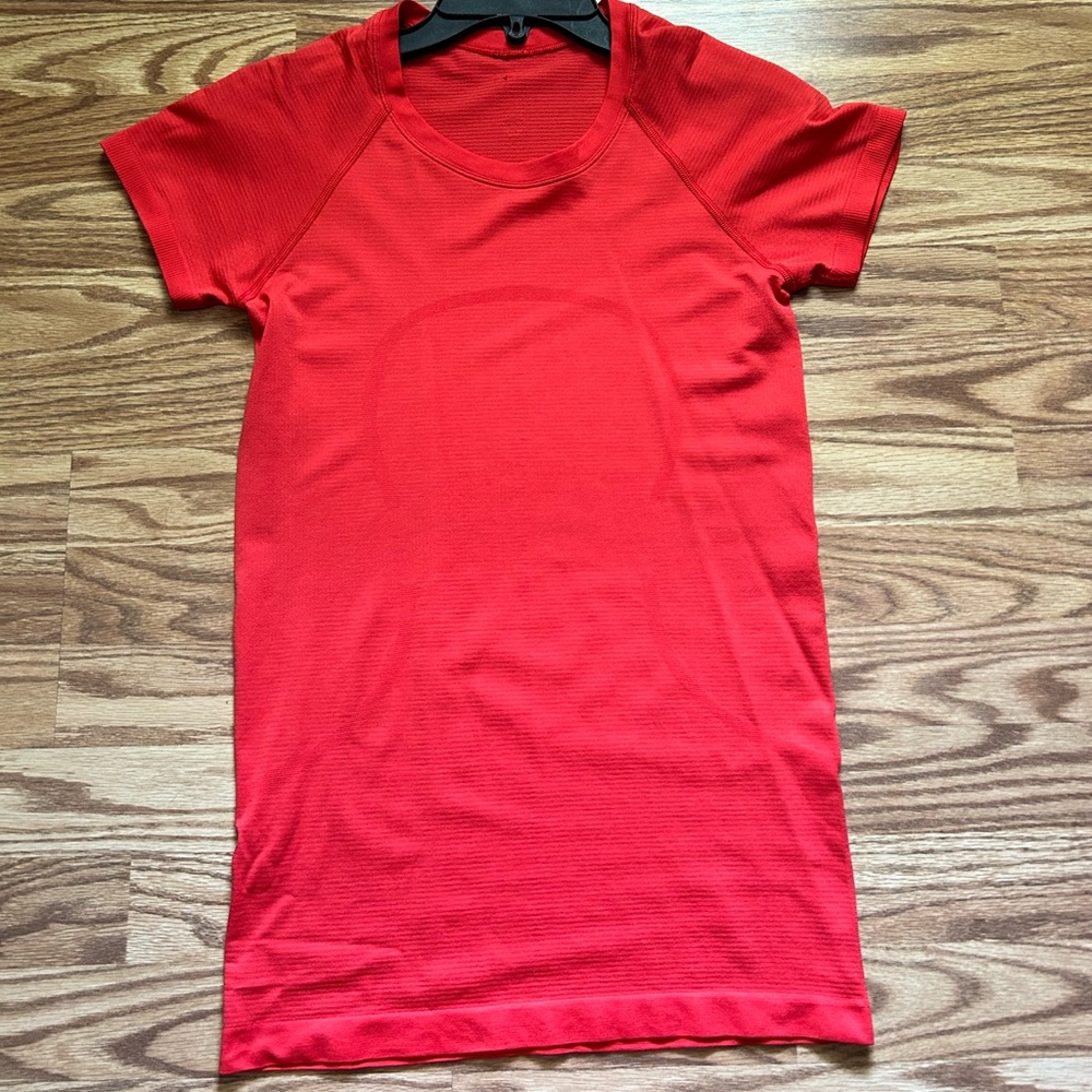Lululemon “Thermal Red” Swiftly Tech Short Sleeve - image 4